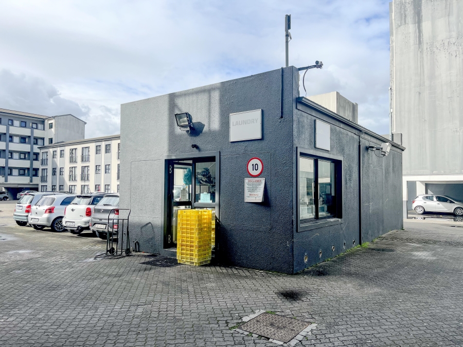 1 Bedroom Property for Sale in Maitland Western Cape